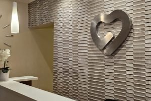 Recepção acolhedora com atendimento personalizado no coworking odontológico no Jardim Paulista, ao lado do Ibirapuera.